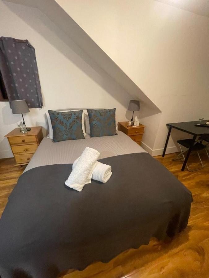 Sw16 Norbury Guesthouse Лондон Екстер'єр фото