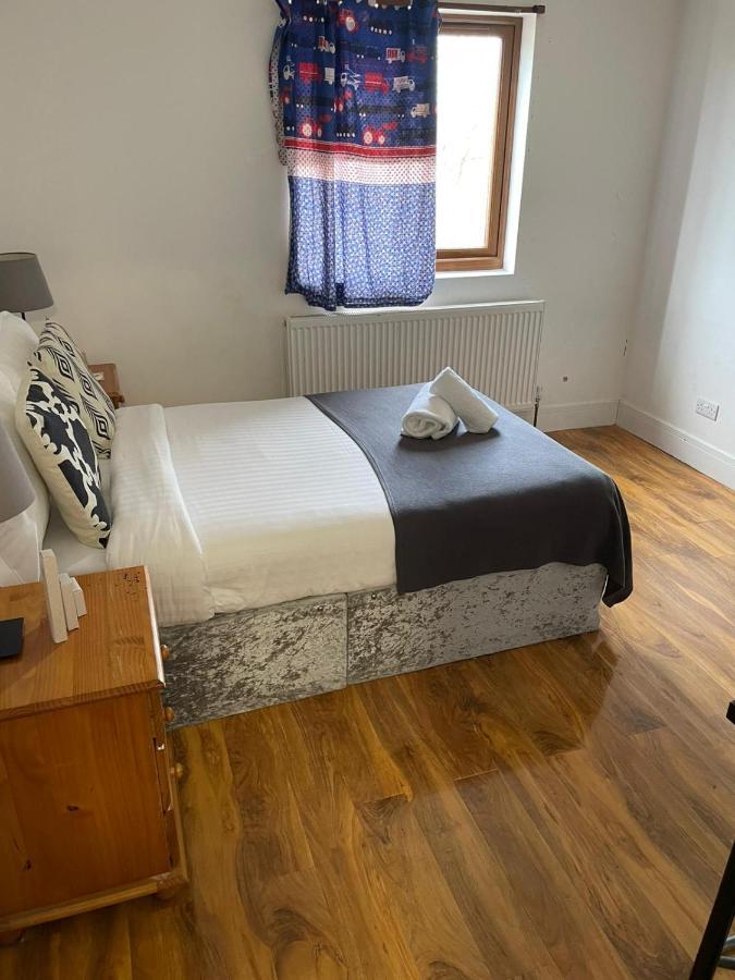 Sw16 Norbury Guesthouse Лондон Екстер'єр фото